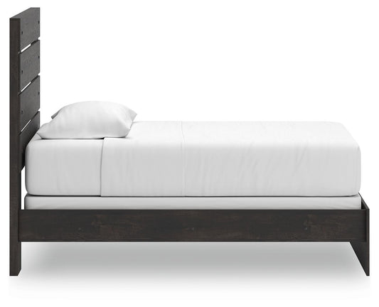 Hollivern - Panel Bedroom Set