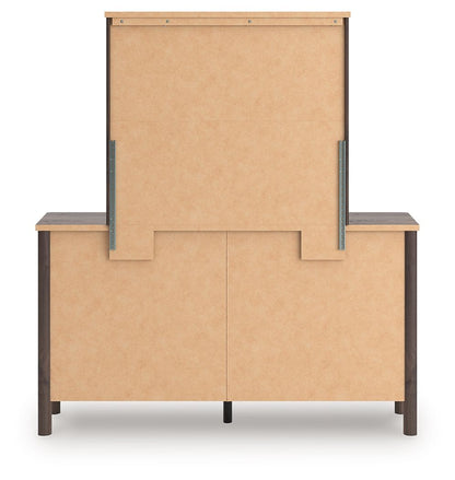 Pamytta - Panel Platform Bedroom Set