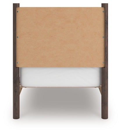 Pamytta - Panel Platform Bed